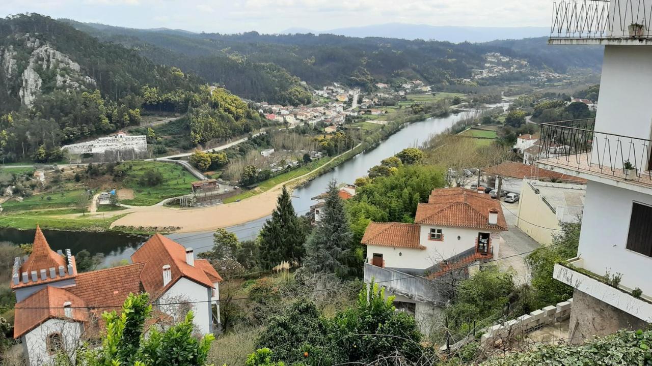 Hospedaria Lampiao Penacova Bagian luar foto